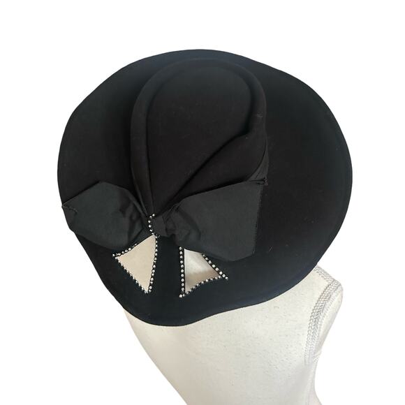 Vintage 1960s Mr. John Classic 100% Wool Hat – Bow Cutouts & Rhinestones main image 5